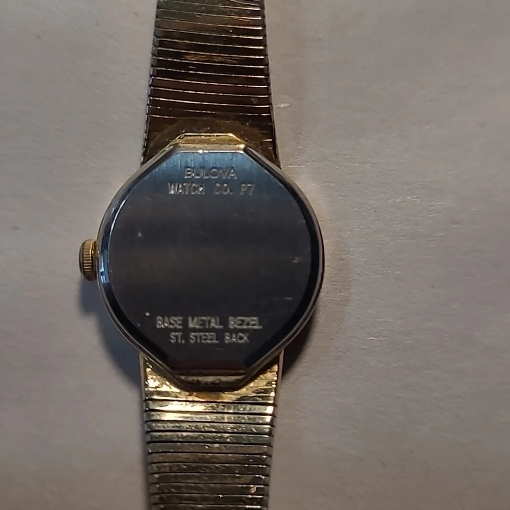 Women's Bulova Caravelle Wrist Watch ⌚️